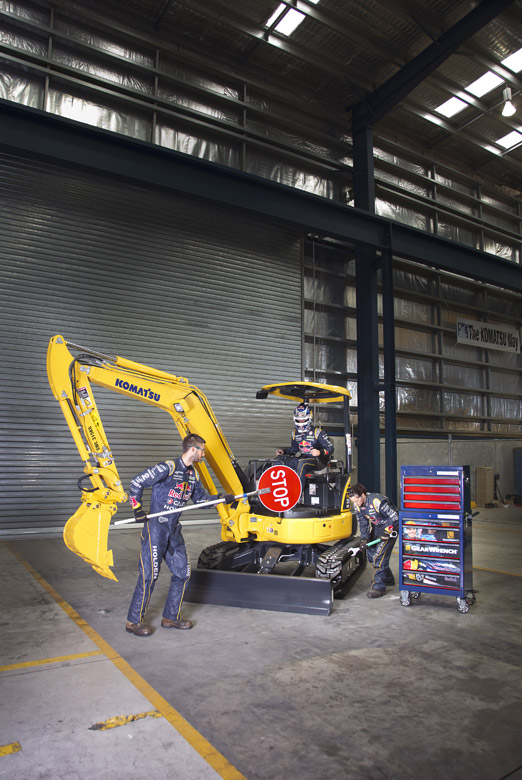 industrial photographer brisbane komatsu mini excavator image photography brief