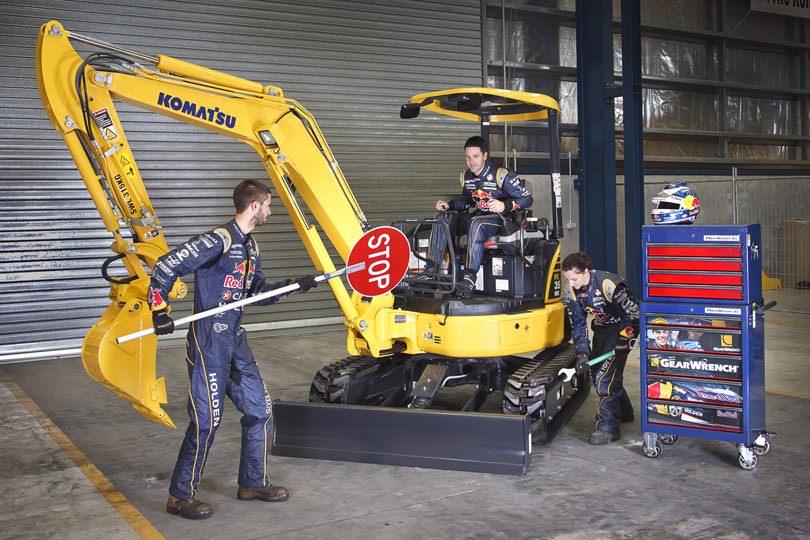 industrial photographer brisbane komatsu red bull gear wrench main image feature